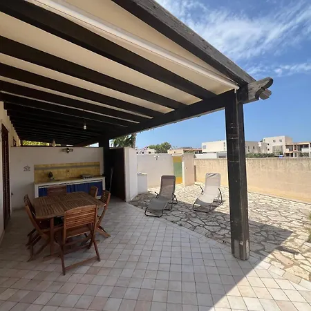 Leonardo Villa San Vito Lo Capo